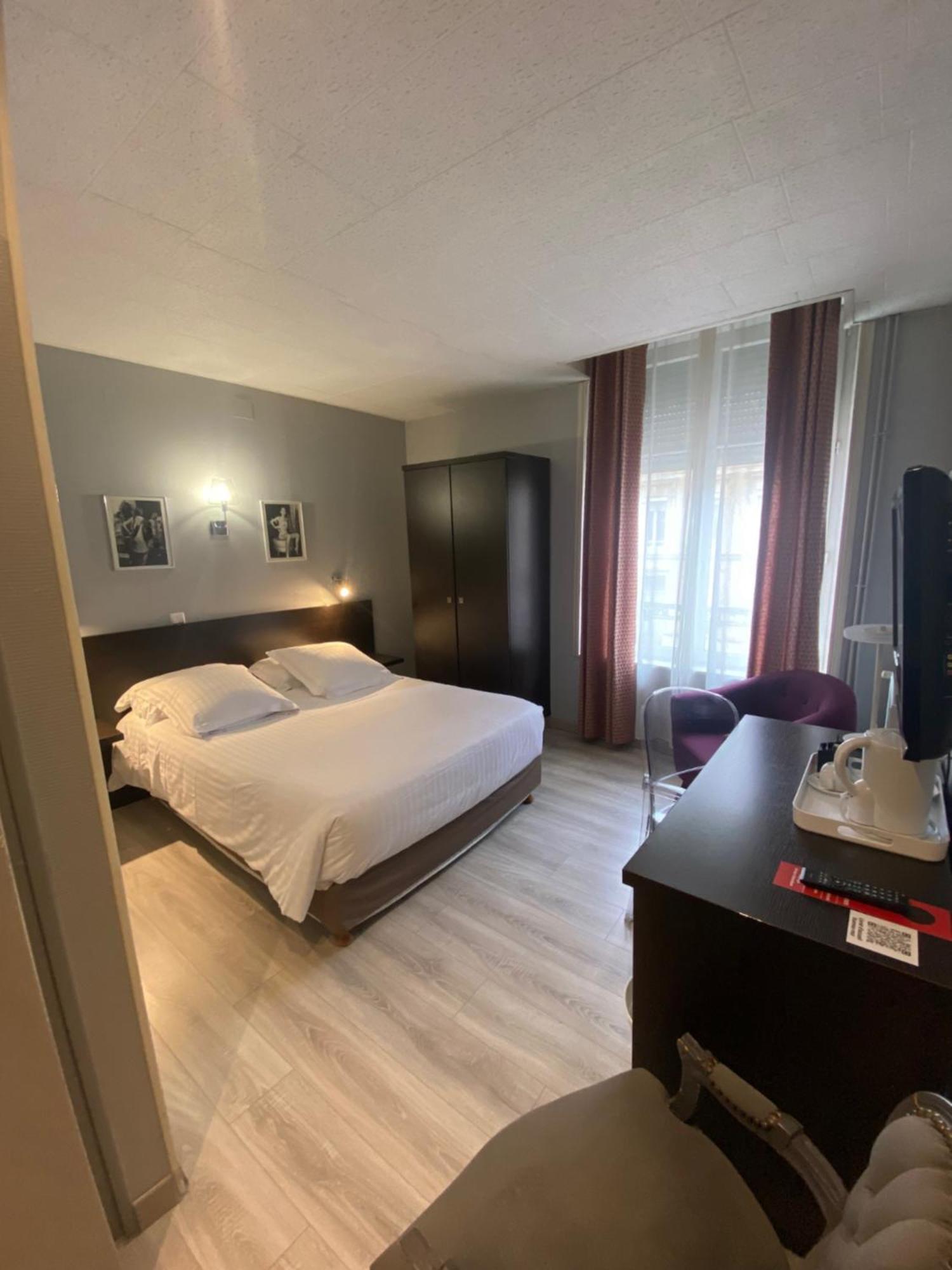 Hotel Le Pelican Charleville-Mézières Exteriér fotografie